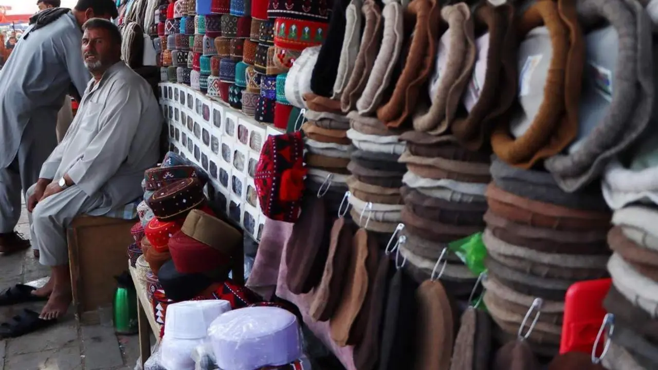 Un vendedor en Kabul. - EFE/ Stringer