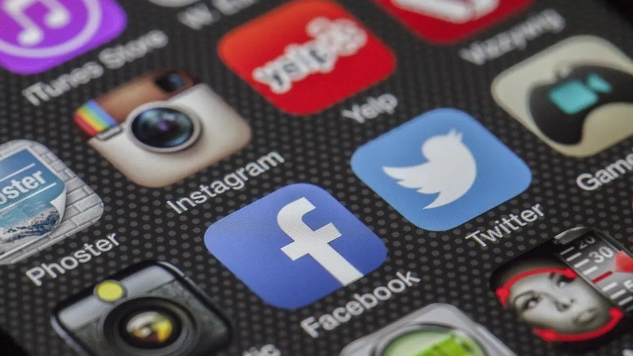 Redes Sociales. - VIVA JA&Eacute;N