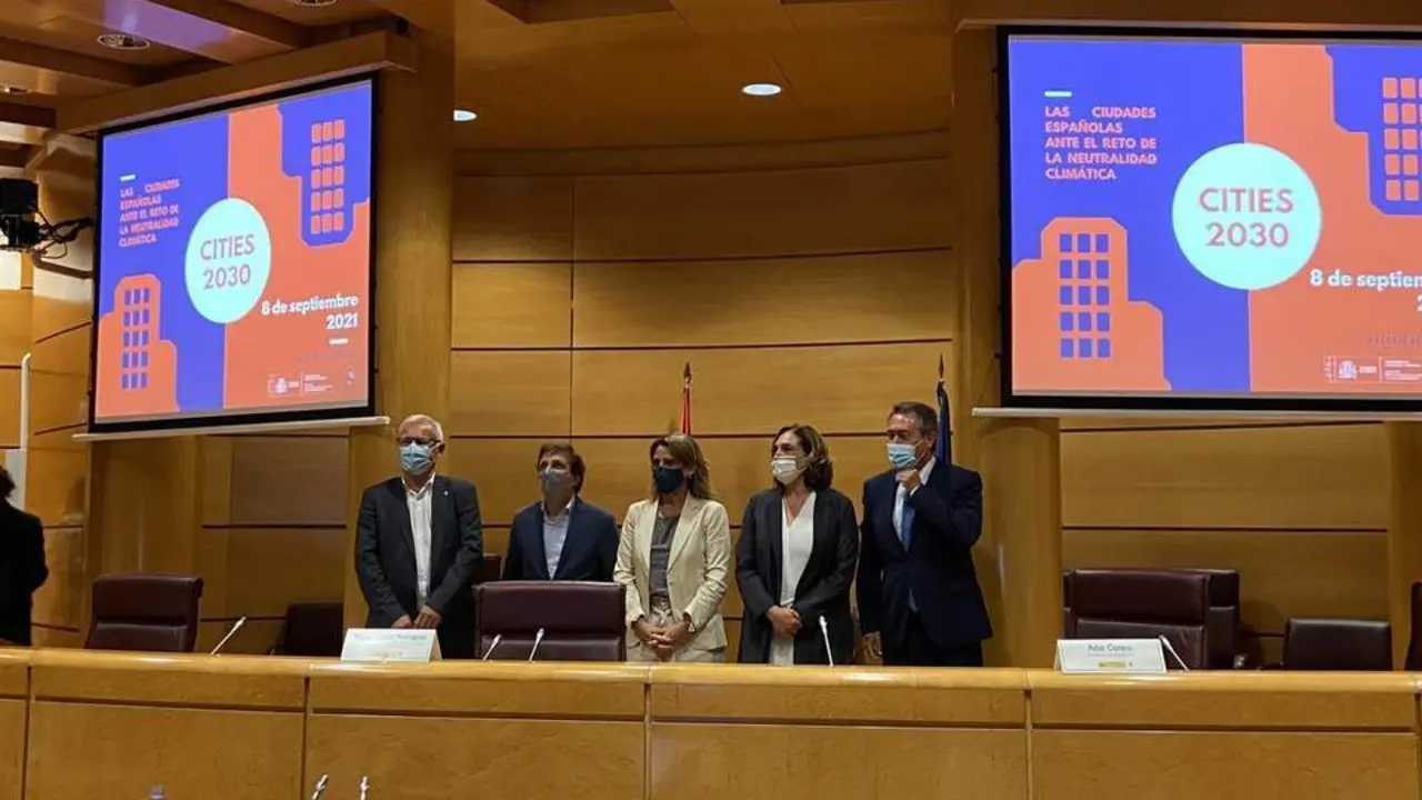Firma del acuerdo citiES 2030. - AYTO
