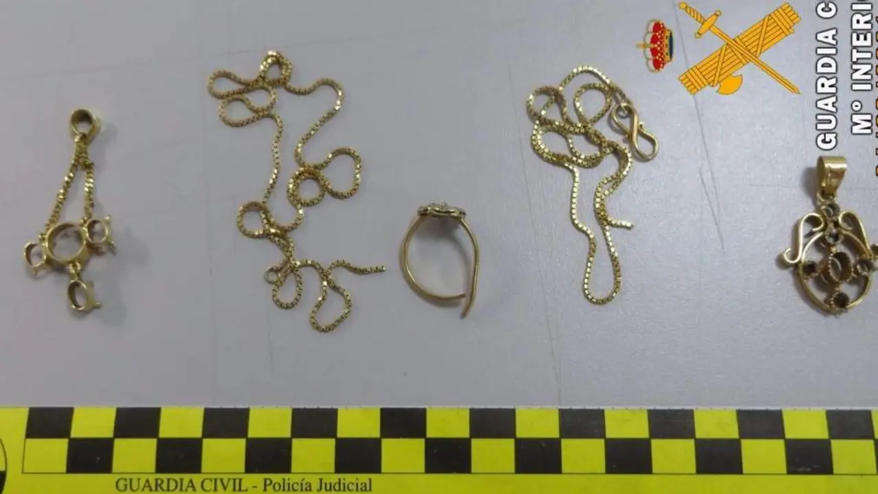 JOyas intervenidas. - Guardia Civil