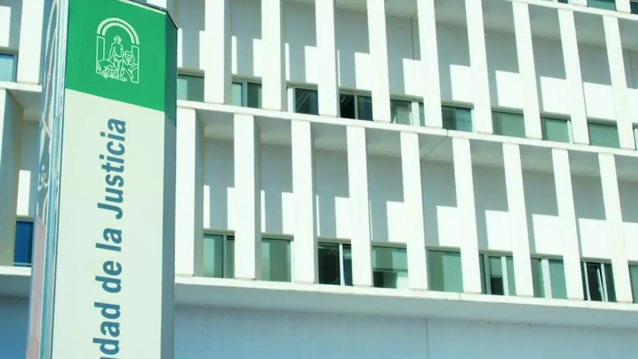 Imagen de archivo de la fachada de la Ciudad de la Justicia de M&aacute;laga. - Colegio de abogados