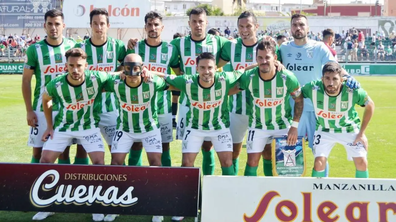 Once inicial que present&oacute; el Atl&eacute;tico Sanluque&ntilde;o ante el Sevilla Atl&eacute;tico en El Palmar - Carlos Gonz&aacute;lez
