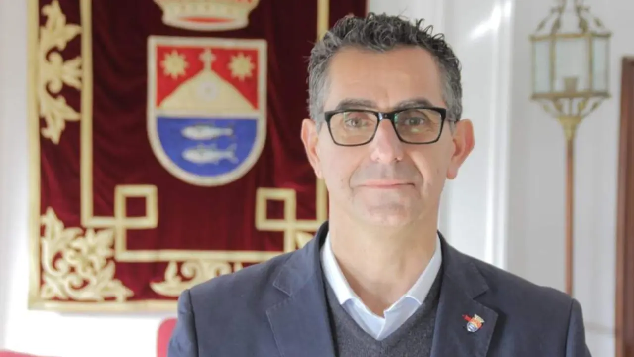 Miguel Molina, alcalde de Barbate. - A.I.
