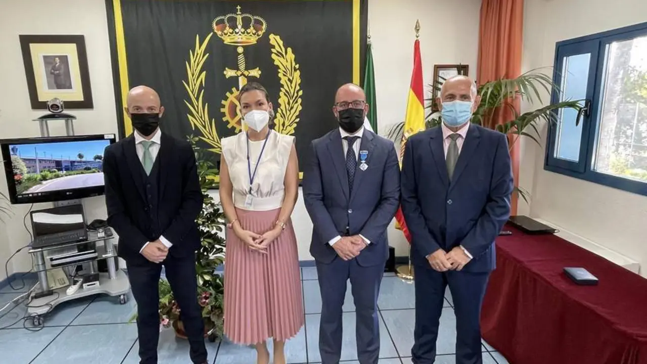 MEDALLA DE PLATA INSTITUCIONES PENITENCIARIAS - viva