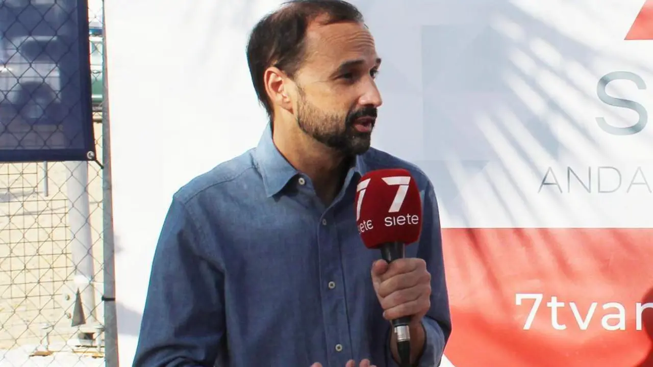V&iacute;ctor Mora, alcalde de la ciudad - Ra&uacute;l J. Bustillos