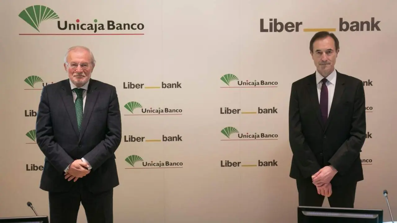 Manuel Azuaga y Manuel Men&eacute;ndez.  - EP