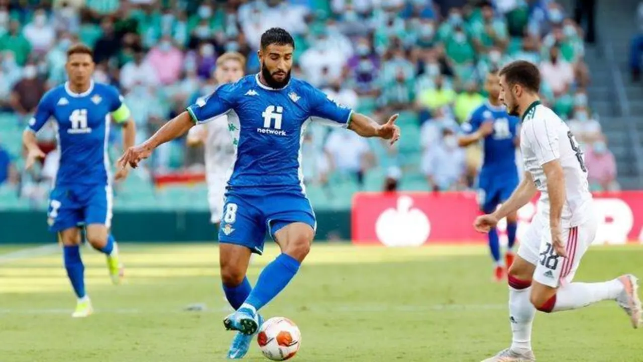 El futbolista del Betis, Fekir, durante el partido contra el Celtic. - rbb