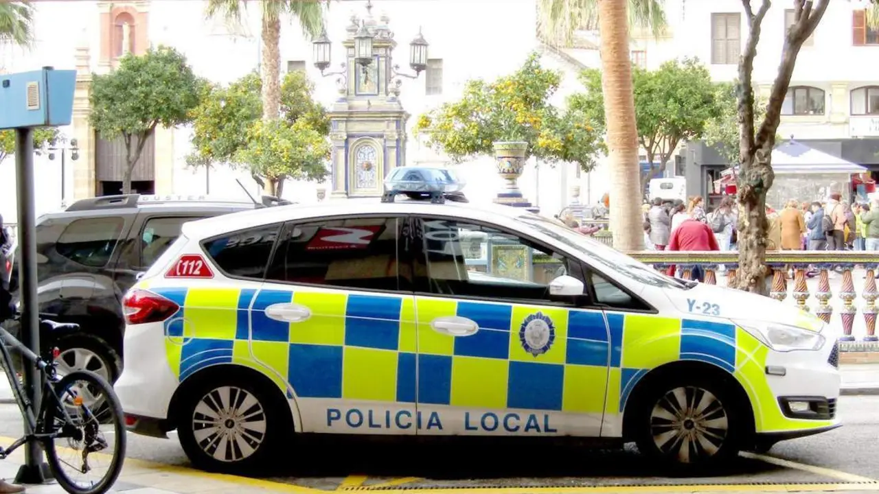 Polic&iacute;a Local de Algeciras. - A. I.