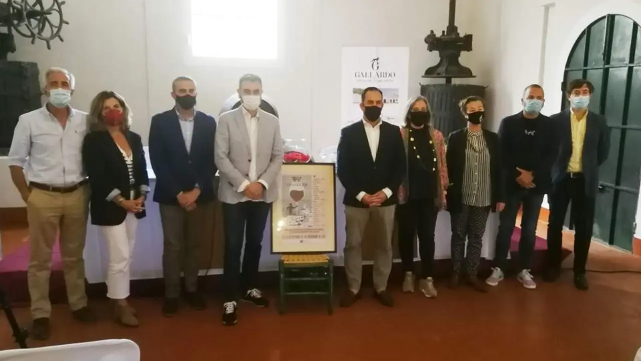 Presentaci&oacute;n de Vina Vejer en Bodegas Gallardo. - Barriento