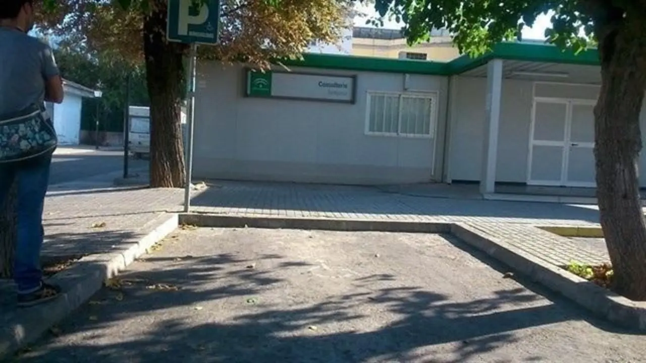 Centro de salud de Santiponce. - EP