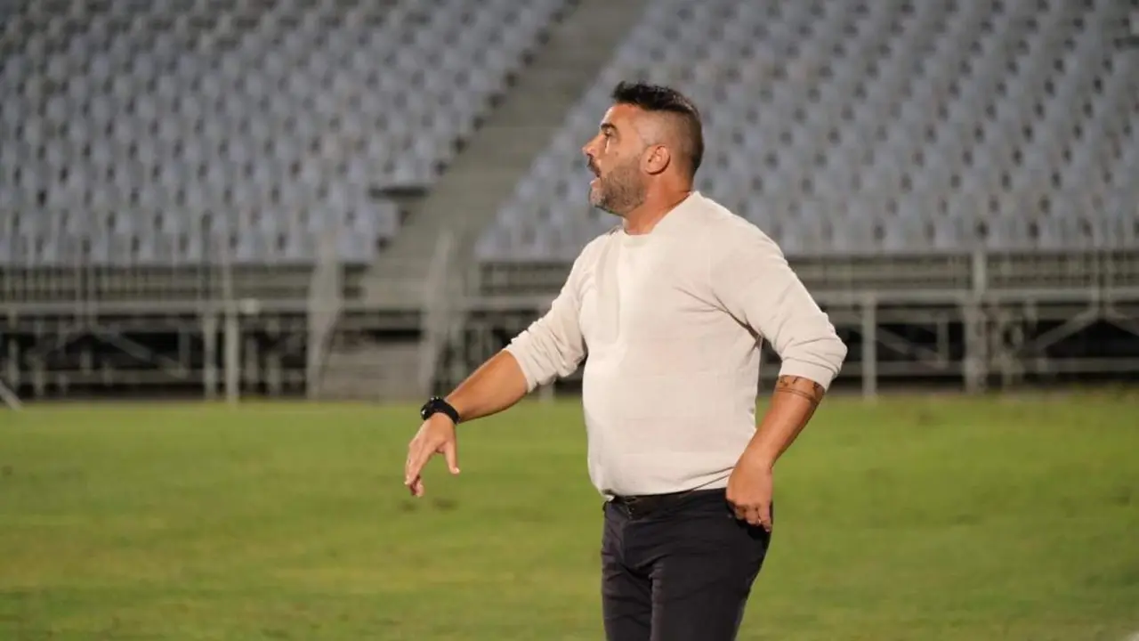Emilio Fajardo, durante el partido del pasado s&aacute;bado en el Pedro S. Garrido. - Cristo Garc&iacute;a