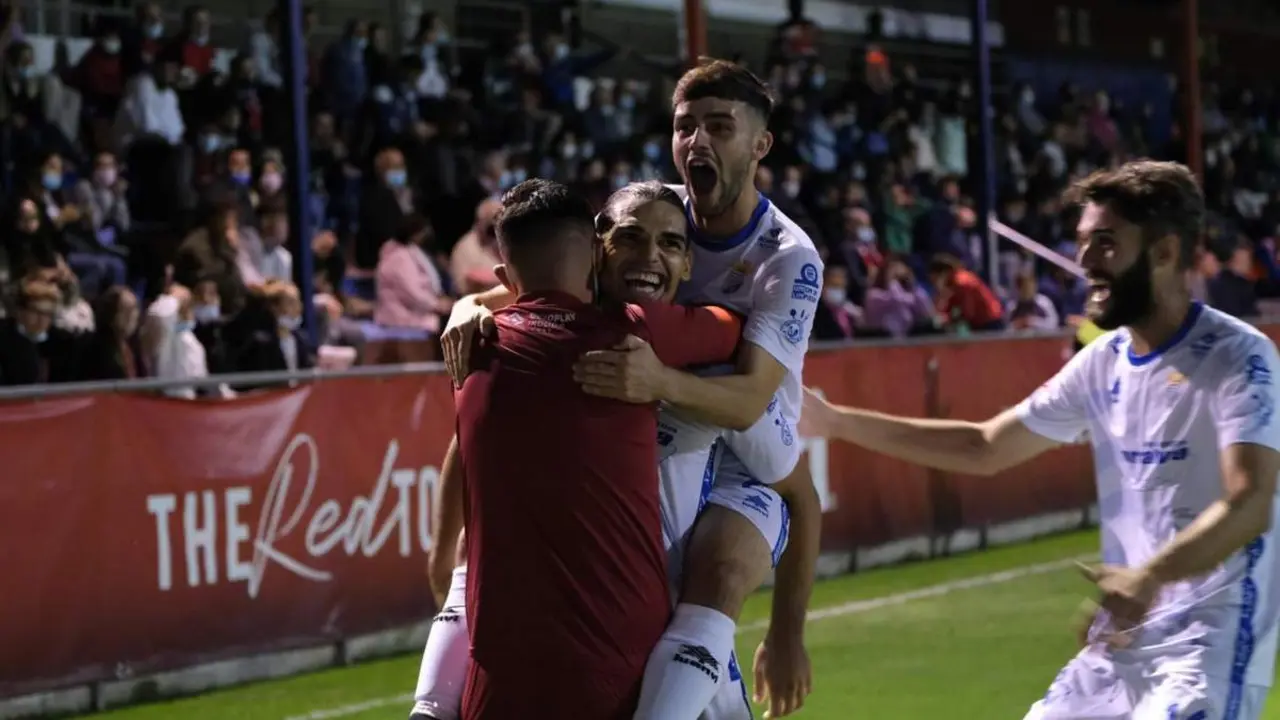 Rub&eacute;n Jurado celebra el 0-1 en La Constituci&oacute;n. - Cristo Garc&iacute;a