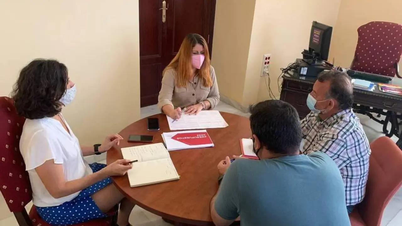 Reuni&oacute;n de Adelante Sevilla con asociaciones. - ADELANTE SEVILLA