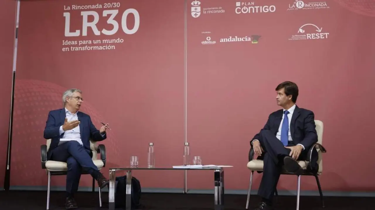 El presidente de la CES, Miguel Rus, en el foro de La Rinconada. - Ayto