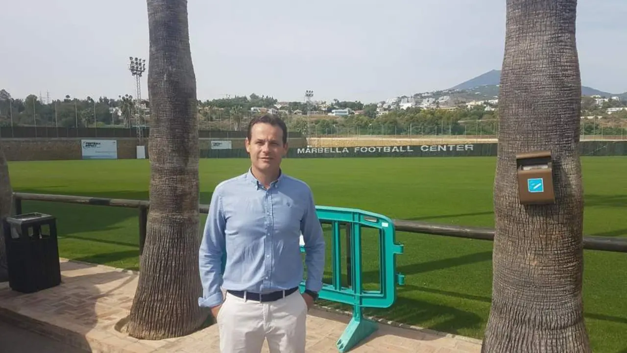 Juanmi Puentenueva en Marbella - | Twitter Juanmi Puentenueva