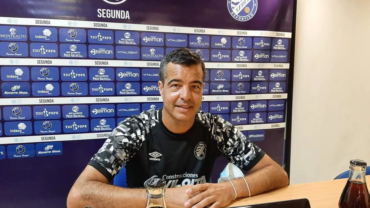 P&eacute;rez Herrera, este viernes en la sala de prensa de Chap&iacute;n. - Viva Jerez