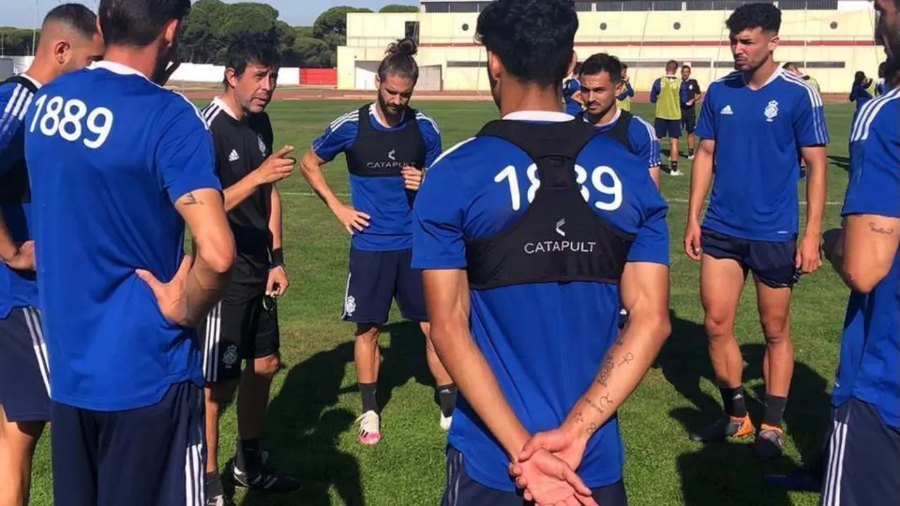 Entrenamiento del Recre en Punta Umbr&iacute;a. - TENOR