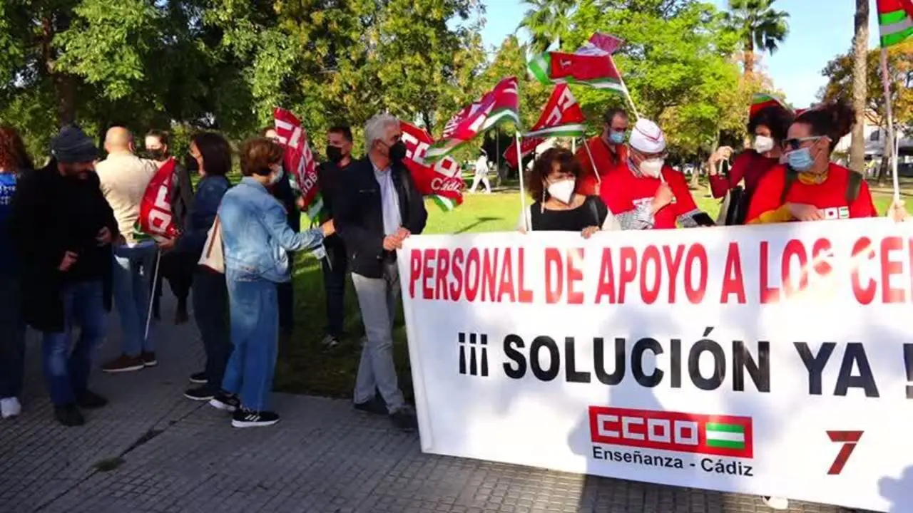 En&eacute;sima protesta en Jerez por la falta de PTIS en los centros