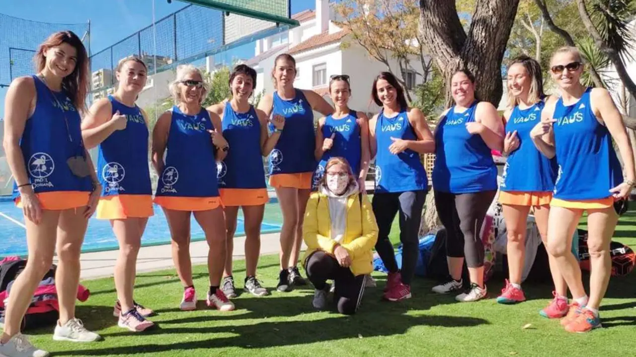 El Vaus Padel Do&ntilde;ana gan&oacute; en su visita a Jerez - CPMM