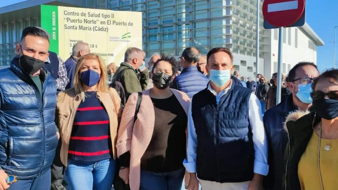 MANIFESTACI&Oacute;N CENTRO DE SALUD REPRESENTANTES PSOE. - VIVA