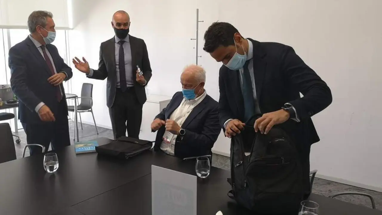Reuni&oacute;n con el jefe ejecutivo de Ryanair. - Ayto