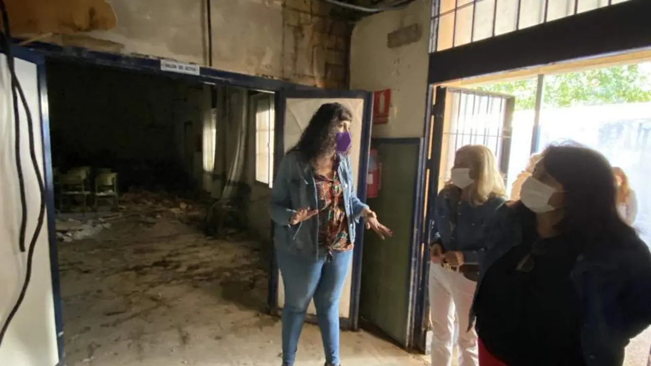 Sandra Heredia visita las instalaciones. - ADELANTE