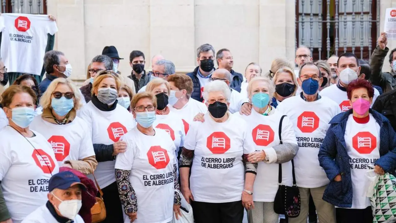 Protesta de colectivos contra el traslado del CAT a Hytasa. - Cedida