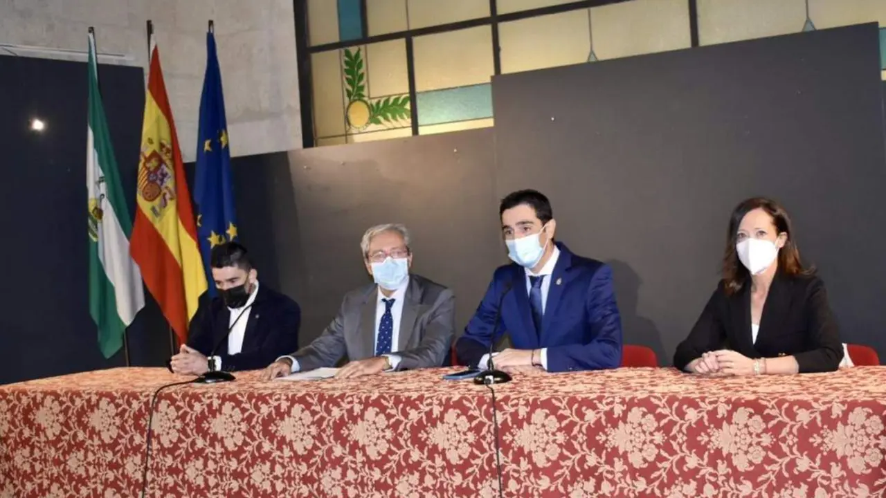 Reuni&oacute;n del consejero Rogelio Velasco con empresarios del sector del pl&aacute;stico. - Junta de Andaluc&iacute;a