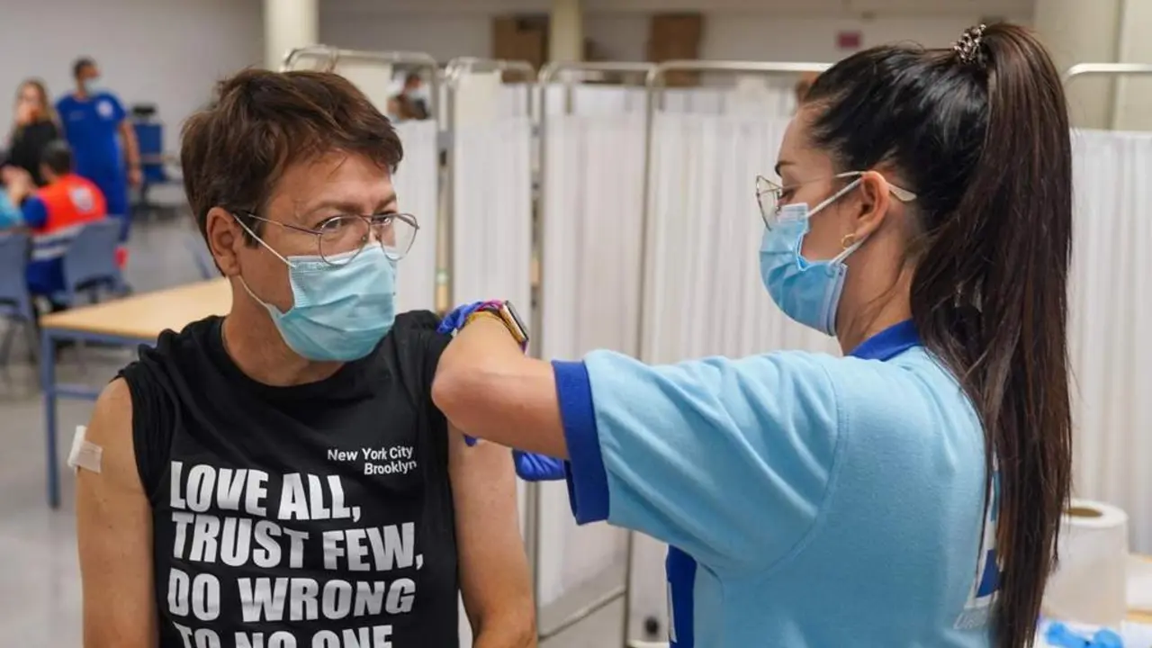 Vacunaci&oacute;n contra el coronavirus.  - EDUARDO BRIONES / EUROPA PRESS