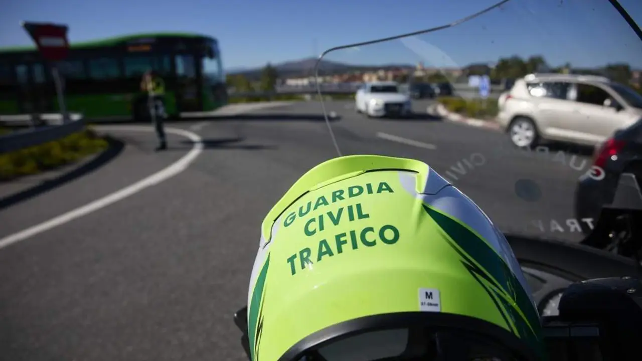 Control de tr&aacute;fico. - Europa Press