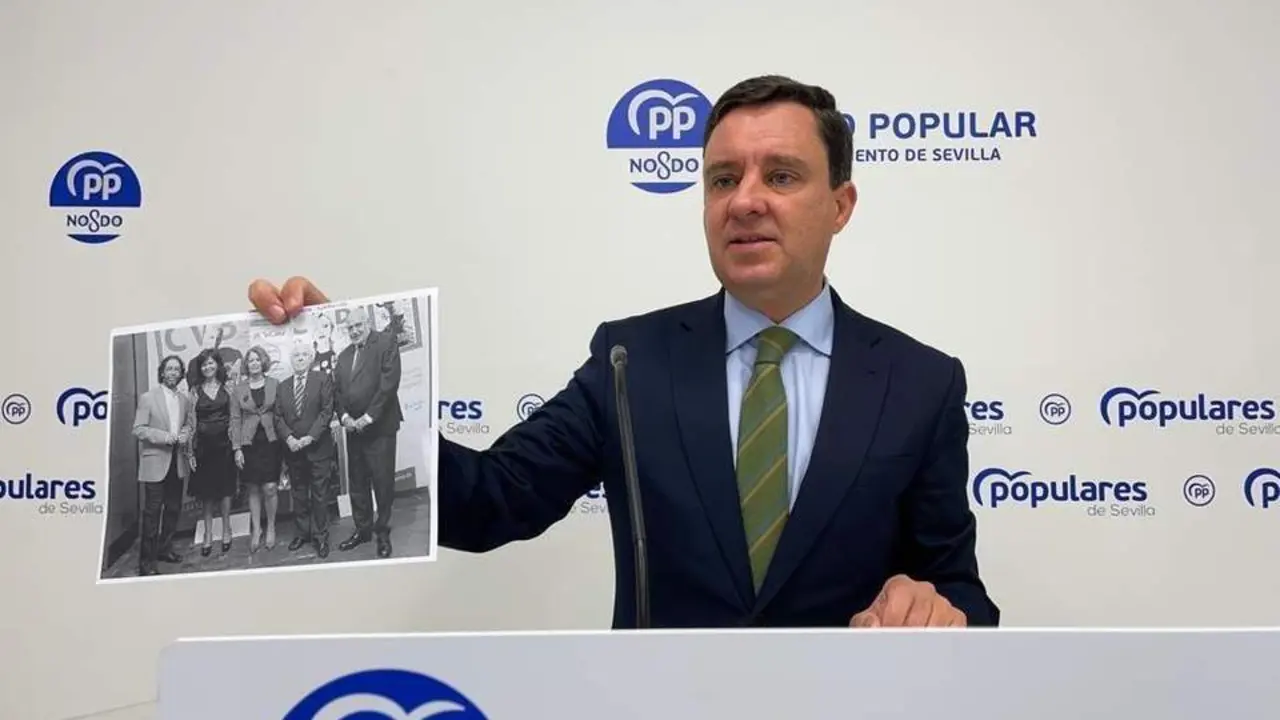 Juan de la Rosa en su rueda de prensa. - PP