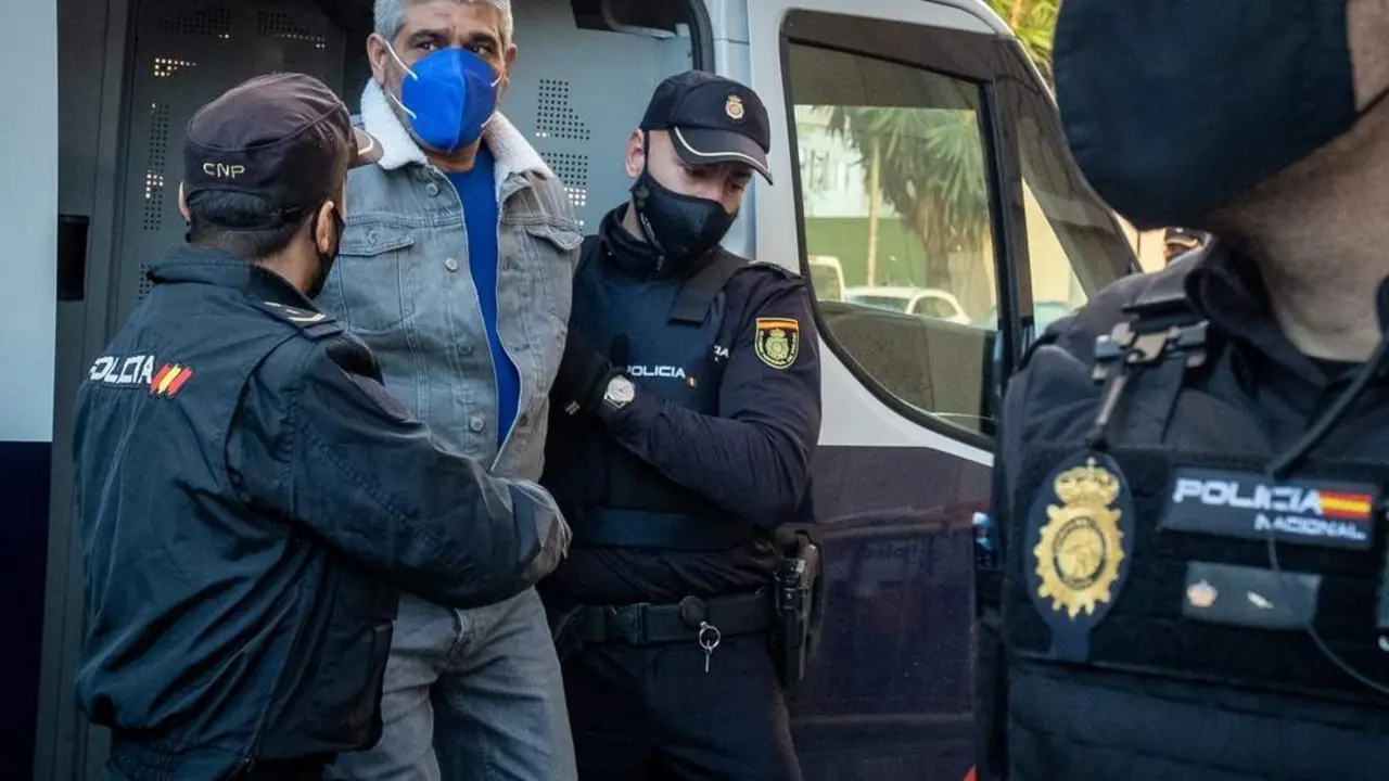 Bernardo Montoya a su llegada el segundo d&iacute;a de juicio. - J. P&Eacute;REZ / EFE