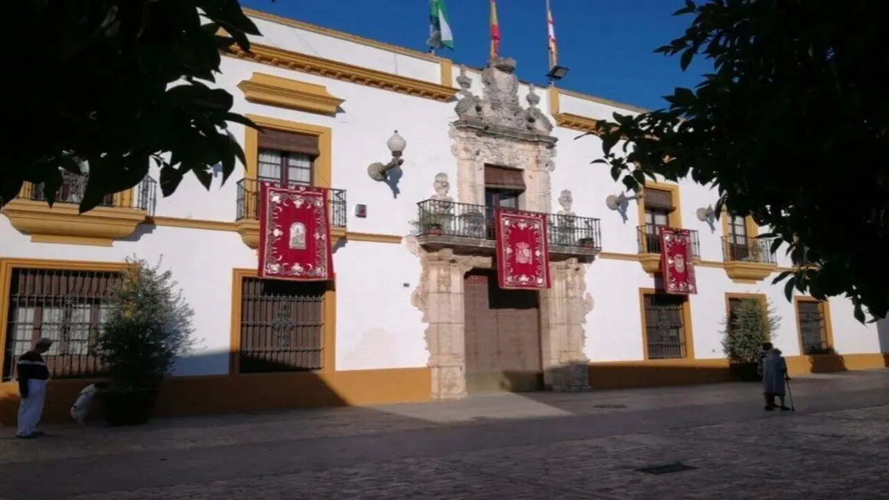 Fachada del Consistorio de Utrera.  - AYUNTAMIENTO UTRERA 