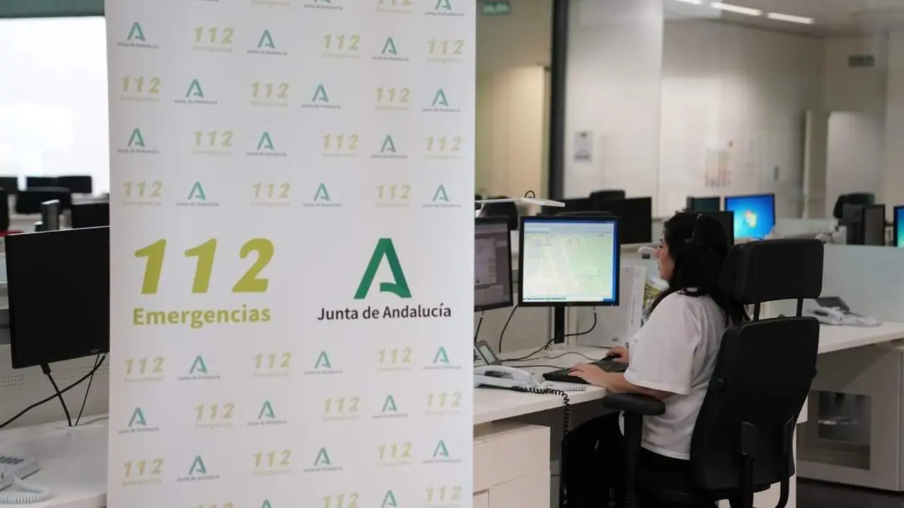 El 112 gestiona en M&aacute;laga m&aacute;s de 2.600 emergencias durante el puente de la Constituci&oacute;n, - 112 Andaluc&iacute;a
