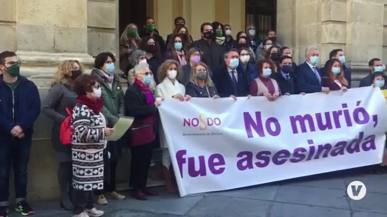 Minuto de silencio en Sevilla por la octava v&iacute;ctima por violencia machista en Andaluc&iacute;a