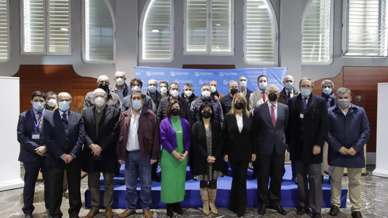Homenaje a los trabajadores jubilados del Puerto de Huelva. - VH