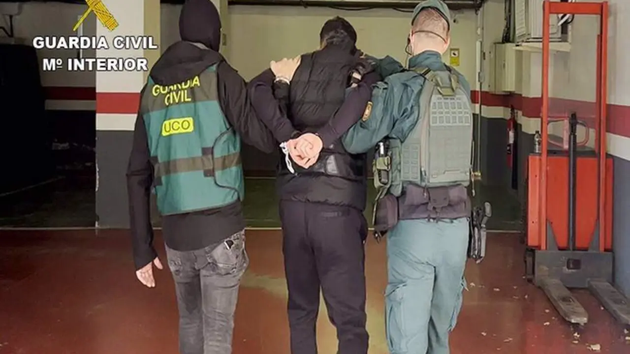 El presunto proveedor de droga a El Messi y Los Casta&ntilde;a, detenido. - AI