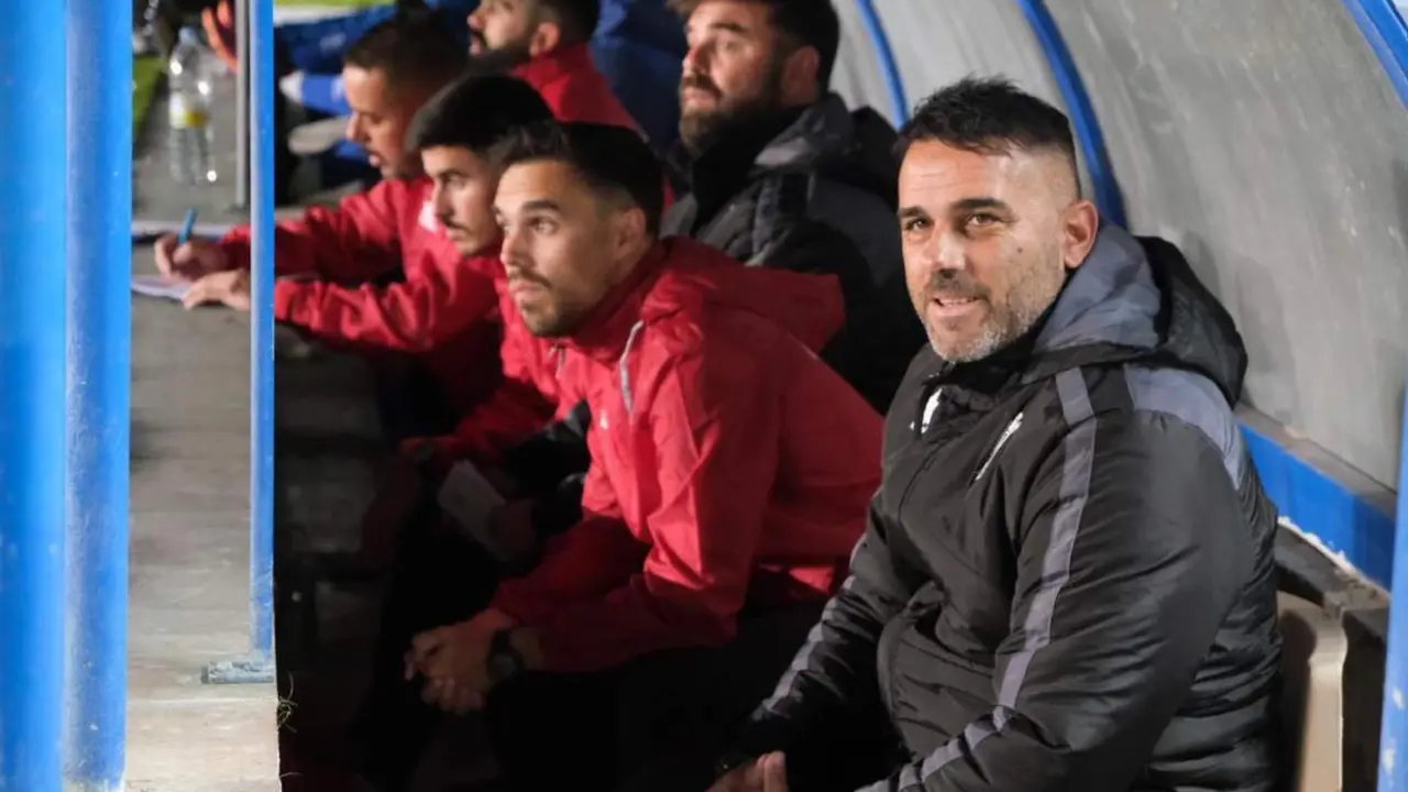 Emilio Fajardo, durante uno de los partidos disputados en Chap&iacute;n. - Cristo Garc&iacute;a