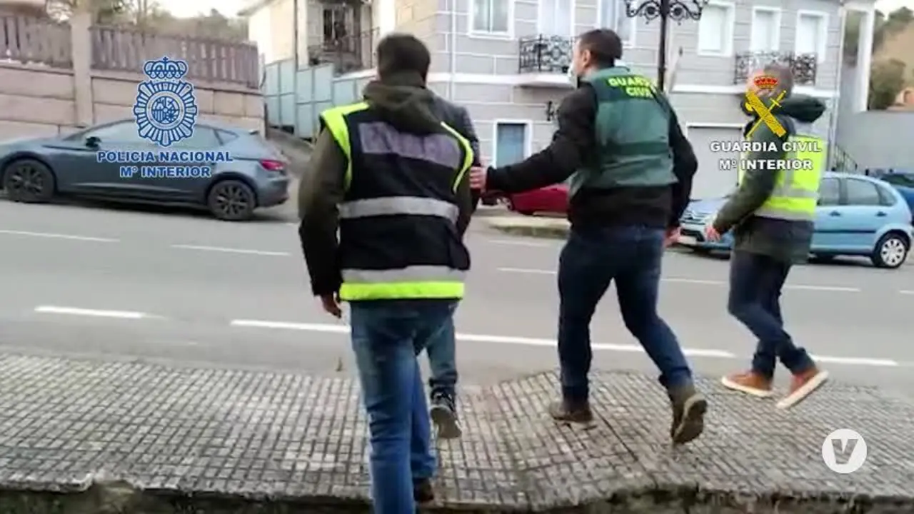 Detienen al piloto del helic&oacute;ptero que cay&oacute; en mayo al Estrecho, donde muri&oacute; su copiloto