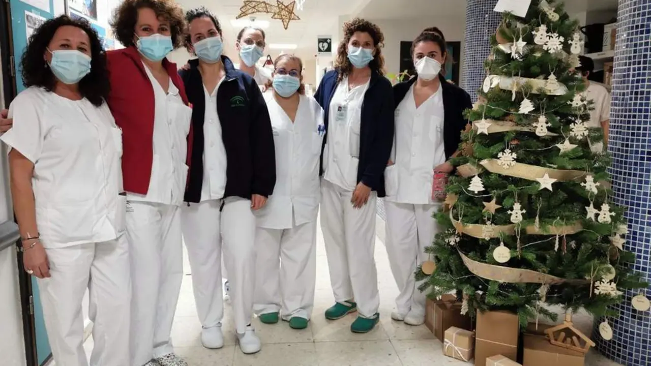 Los facultativos del hospital de Valme homenajean a sus pacientes Covid. - CONSEJER&Iacute;A SALUD