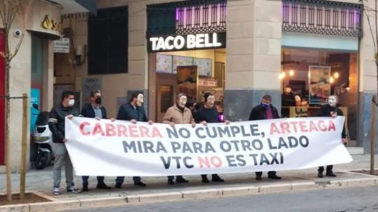 Protesta de &Eacute;lite Taxi en la Campana. - &Eacute;LITE TAXI