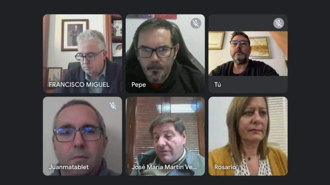 Imagen de la constituci&oacute;n de la Plataforma por la sanidad p&uacute;blica. - AYUNTAMIENTO DE UTRERA 