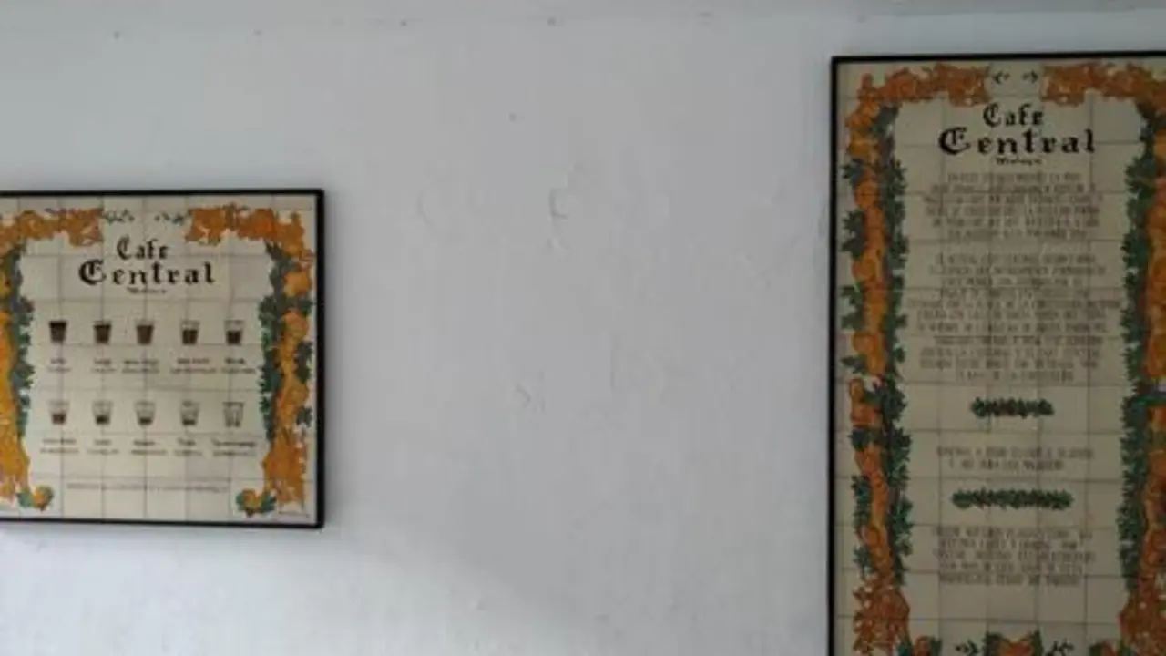 Murales del Caf&eacute; Central en el Colegio Los Olivos. - VM
