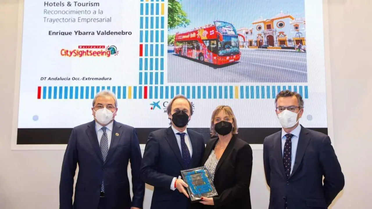 Entrega del galard&oacute;n. - CaixaBank