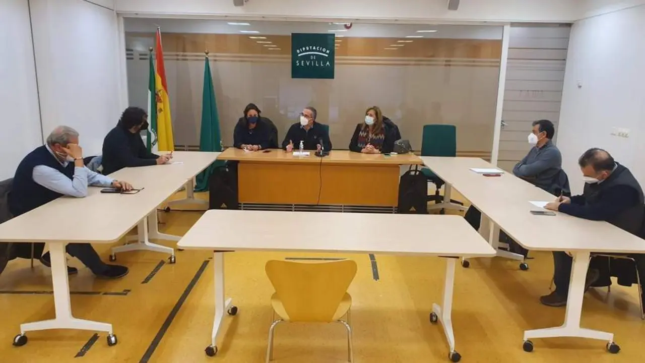 Reuni&oacute;n alcaldes. - AI
