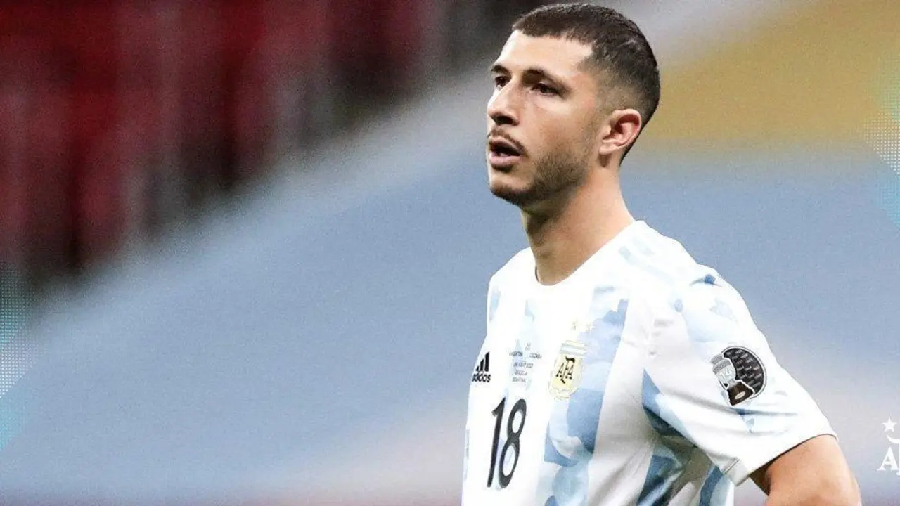 El mediocentro del Real Betis, Guido Rodr&iacute;guez, con Argentina. - afa