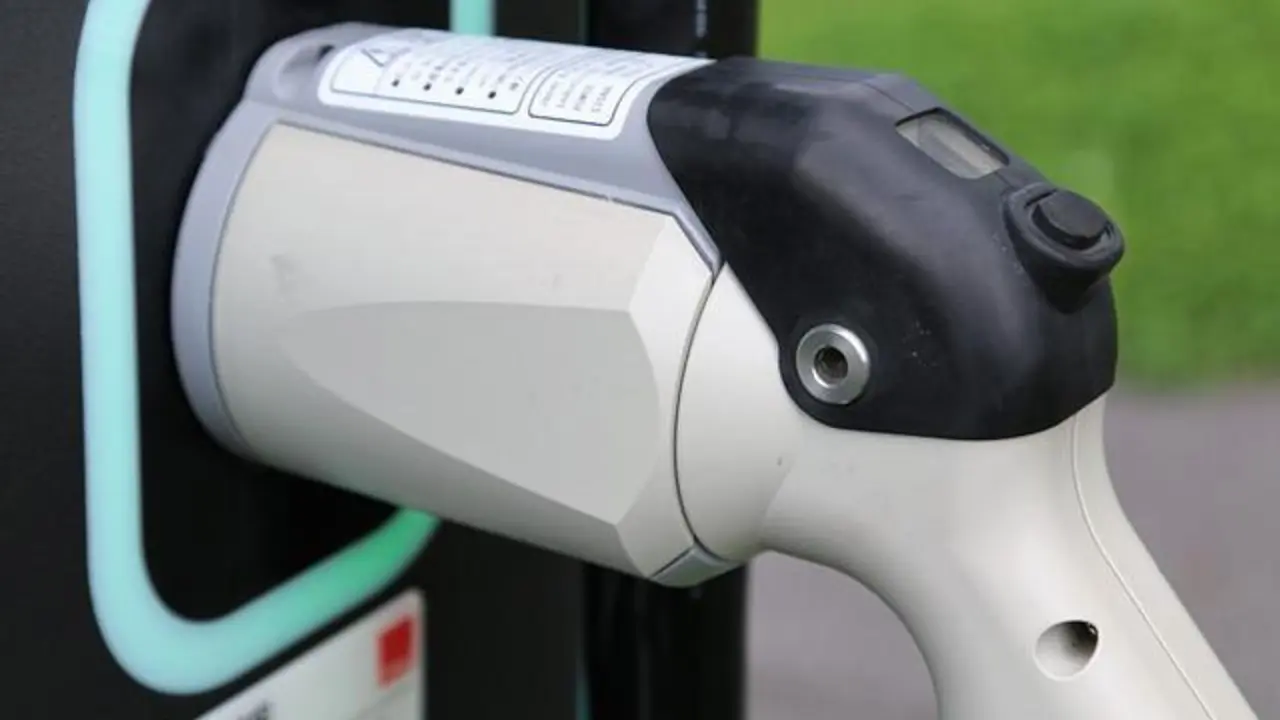 Recarga de veh&iacute;culos el&eacute;ctricos. - A. I.