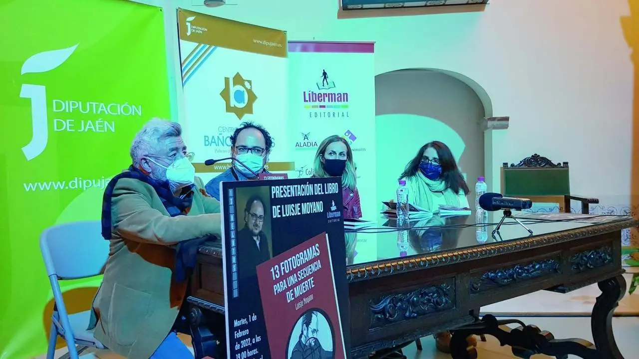 Pedro Molino, Luisje Moyano, B&aacute;rbara de Lema y Elena Y&aacute;&ntilde;ez en la presentaci&oacute;n del libro.   - Viva Ja&eacute;n.