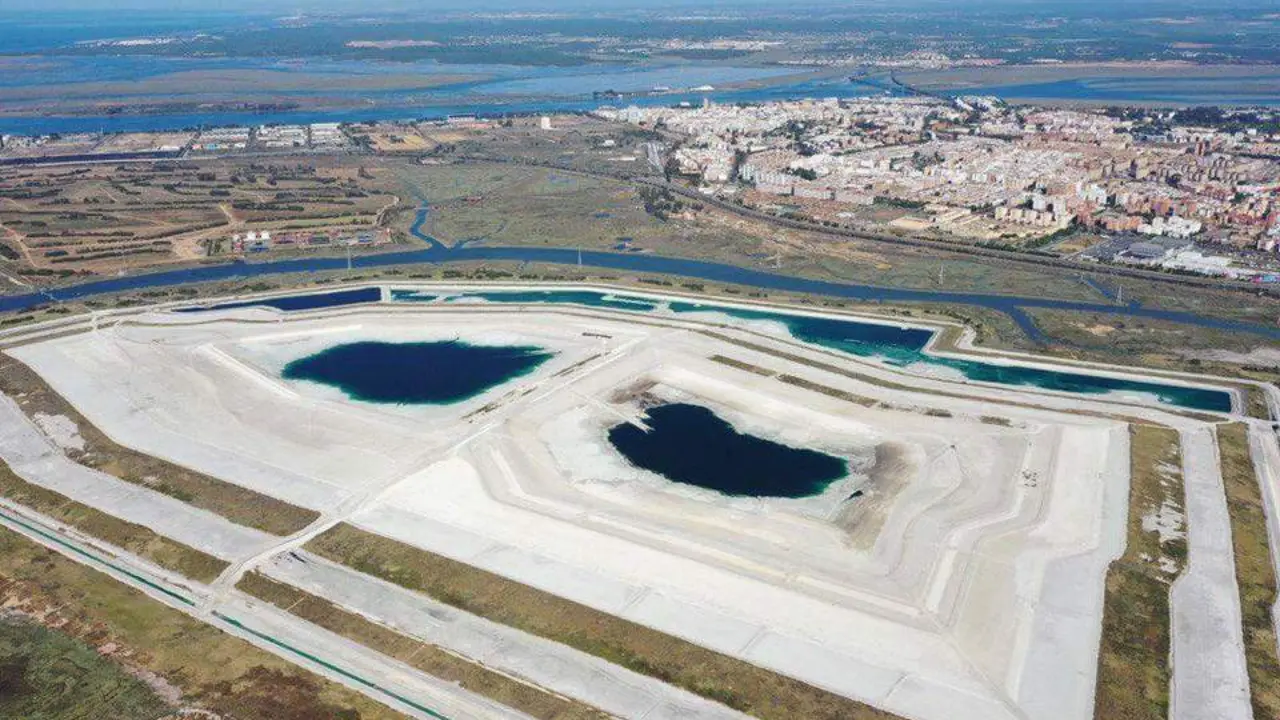 Balsas de fosfoyesos. - VH