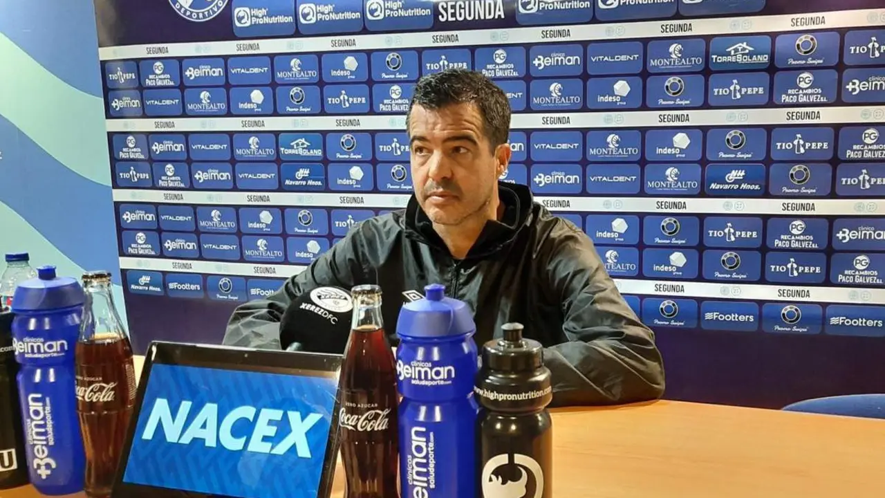 Jos&eacute; P&eacute;rez Herrera, este viernes en la sala de prensa de Chap&iacute;n. - Viva Jerez
